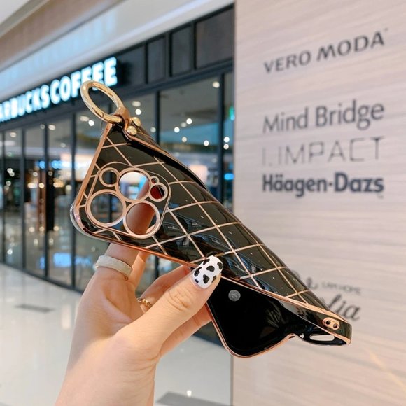 NEW iPhone 14/Pro/Max Wrist Band Electroplate Soft iPhone case - Picture 4 of 7